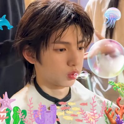 winkletear's profile picture. i love my wife 🙏