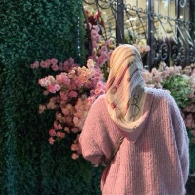 zharazhara22517's profile picture. "يَا مَنْ يَسْمَـعُ أَنِيـنَ الْوَاهِنِيـن".🌱