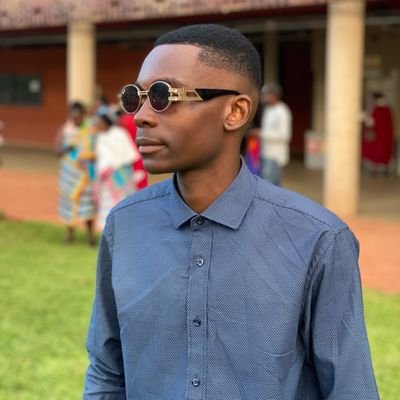 LishivhaMb23328's profile picture. 