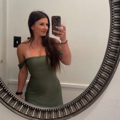 BarronHann18524's profile picture. Love y’all ❤️🥰 my private account 🥰