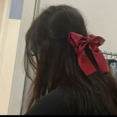 infantasy33's profile picture. trying to figure out whatever this is