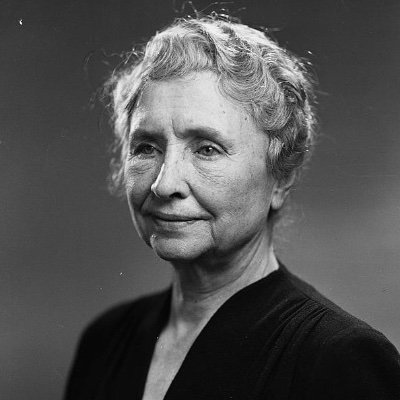 raptorfux's profile picture. Extremely R*c*st.   
⋈