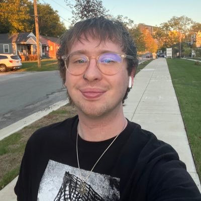 brissdali's profile picture. still air in my lungs, still blood in my veins. @lastgarrisontn