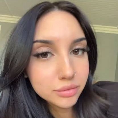 stella_ros44906's profile picture. 