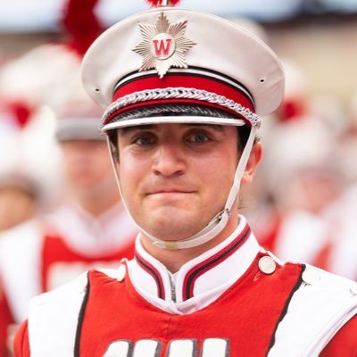 Minikimbo25's profile picture. MCHS ‘25, UWM ‘29 #badgerup