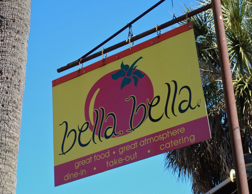 #BellaBella has been a locally owned and favorited dinner & lunch spot in #Tallahassee for over 10 years! Serving up your favorite #Italian cuisine and more!