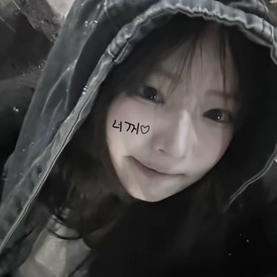 UYugaaa77's profile picture. T^T