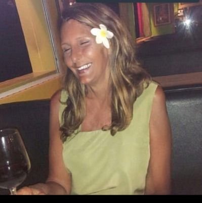 Wendywendy54532's profile picture. I'm here for politics & laffs ONLY! bio pic is 9 yrs old. I'm old! Guy's NO DM's (How's the weather?) 🫩 gtfo