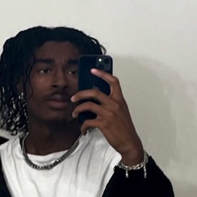 airssXO's profile picture. ##arsenal    🏴󠁧󠁢󠁥󠁮󠁧󠁿🇫🇷🇦🇪