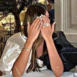 Aucrealo756145's profile picture. 