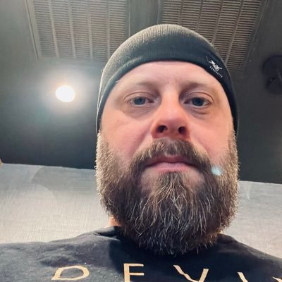 notjoelgarf's profile picture. Experience Designer