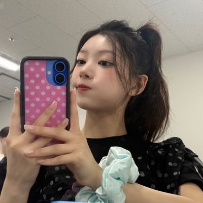 sabitsetengah's profile picture. akun studytwt — mff ga ke urus (ambis aslinya) 🍒