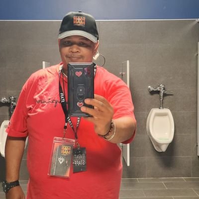 GGodday001's profile picture. Here to make determine and success be possible by positive actions ⏩
Am a freelance worker 
if you can work from the comfort of your home tap this link below 👇
