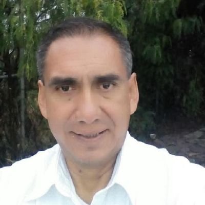 FeelCarlosCesar's profile picture. -Hoy mi abrazo va para todos mis amigos que aún lejos, siempre están presentes en mi vida- 
https://t.co/IgYMEF9yUG