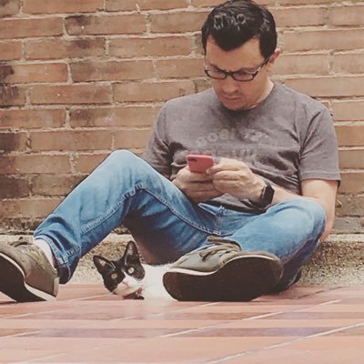 CarlosAWay's profile picture. Arquitecto @UniJaveriana. Lucho contra la ansiedad todos los días.