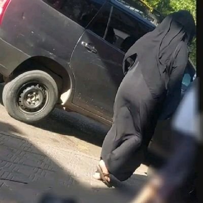 H69098Ymany's profile picture. 