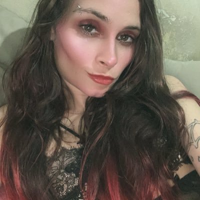 himiwaifu's profile picture. fã de one piece e gostosa pra caralho ♡ maconheira safada ♡ vem conhecer meus conteúdos? 🔥 https://t.co/XeZkBPx3jp ♡ https://t.co/KUBbb59wMq