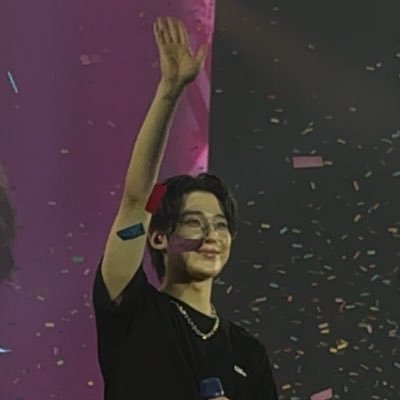 0sunshineddeonu's profile picture. exo-l | engene @7sunshineddeonu | 2000