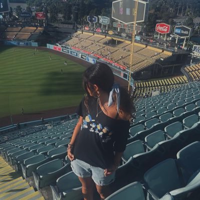 sunniebei's profile picture. 