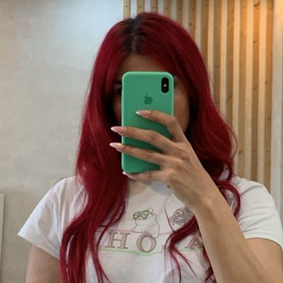 po_ko_han's profile picture. کیرگوز و وسط‌باز🐱