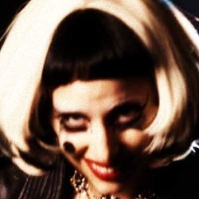 leeahsarkisian's profile picture. 