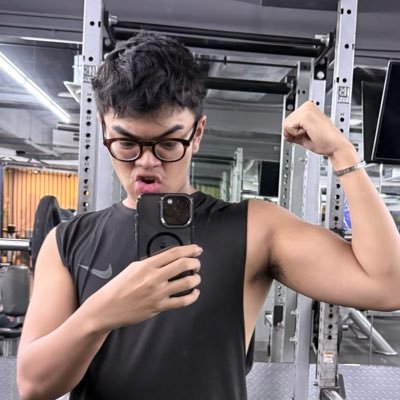 adriandmolina's profile picture. tiktok — @adriandmolina  | i do contents and hosting | for inquires — adriandmolina.work@gmail.com