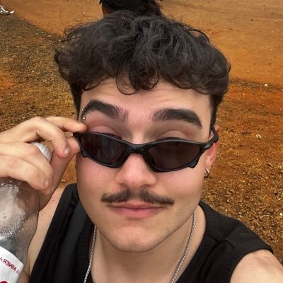 farael_hetero's profile picture. I created this world.