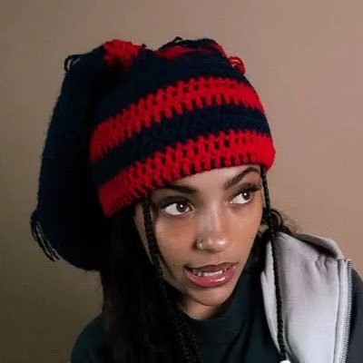 letstalkmurda's profile picture. 