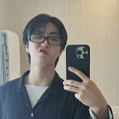 missxsgolden1's profile picture. estudio cocina y me gusta enhypen, skz y bts. Nada mas que decir
she/her