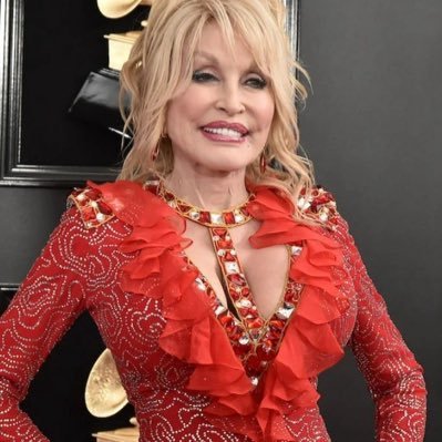 DollyPage6470's profile picture. 🦋the official backup  X of Dolly Parton 🦋: A true original musical , sign up for future update @dolly_musical🎶✨