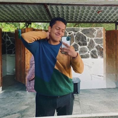 Juanpi25_03's profile picture. 