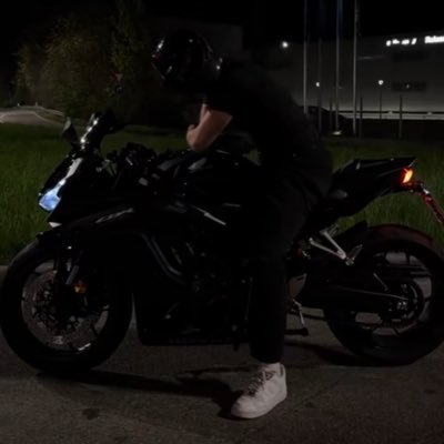 Lictah's profile picture. tm
