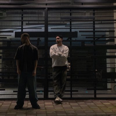 swiminmypainn's profile picture. 