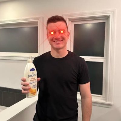 DOBRONXBURNER10's profile picture. Paper Chaser | Da Crib U class of 86 | Gatas | AWL | 🧀Pack