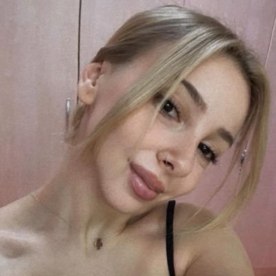 ayclbni's profile picture. 
