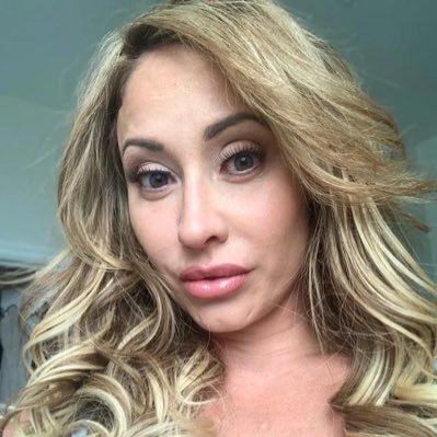 Rose71263765901's profile picture. Be you