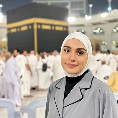 AishaIb72641117's profile picture. PROUDLY A MUSLIM 🕋
lifestyle 🤍💕
Trader📊📉
Dubai 🇦🇪
ALHAMDOLILLAH FOR ALL 🤲🙏