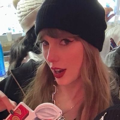 showgrlz's profile picture. to live for the hope of it all