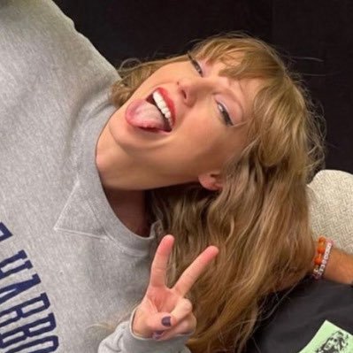 sebsgetawaycar's profile picture. fan account | taydefender #TSTheLifeofaShowgirl 🧡