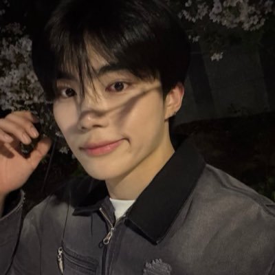 evrgr4y's profile picture. 🇸🇻🏳️⚧️