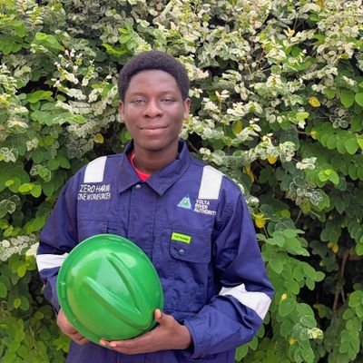 efo_selassie's profile picture. Stonebwoy, Real Madrid and Ronaldo. BSc Petroleum Refining and Petrochemical Engineering.