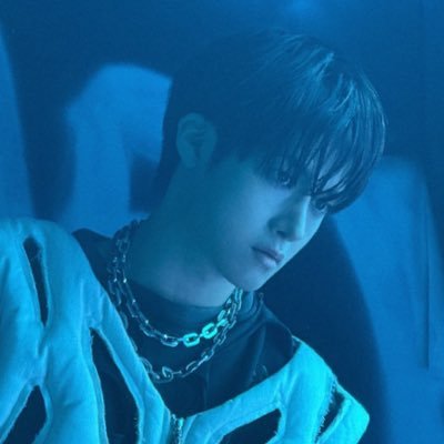 nemoz_19's profile picture. I love yapping about my favourite groups. roady, turning and closer
