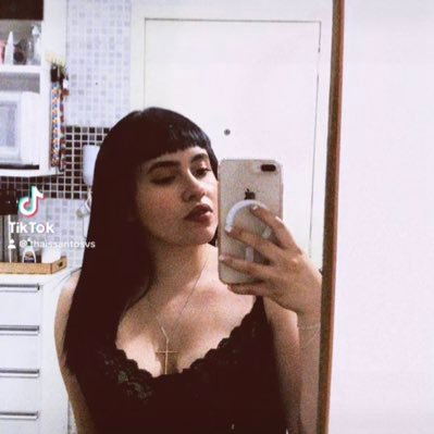 thaissantosvst's profile picture. 