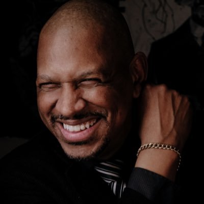 MikeCoutinho78's profile picture. +25 anos de experiência | +20.000 alunos impactados no Brasil | Inglês rápido, pratico e REAL!