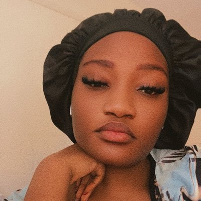 fly_baee's profile picture. Christian✝️. Doctor👩🏽‍⚕️.