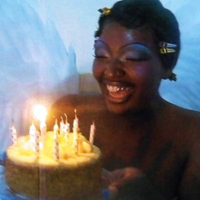 zovalenciaduh's profile picture. ig: zovalencia💋