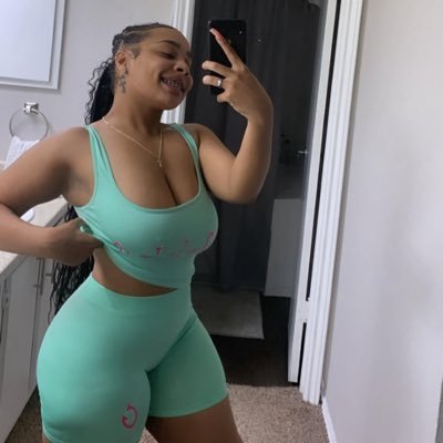 wonderfulhandxx's profile picture. A Massage Therapist 🕵️‍♂️•••• Wonderful hands for • Massage 💆• Erotic Masseuse Fetish Creator • Book a Session for Massage Therapy