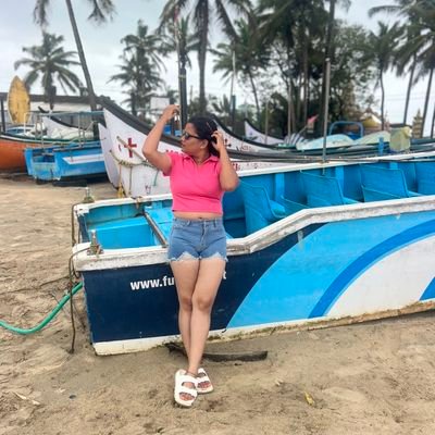 Chapter_25_'s profile picture. Guided by faith 🕉️
Grateful and blessed 😇