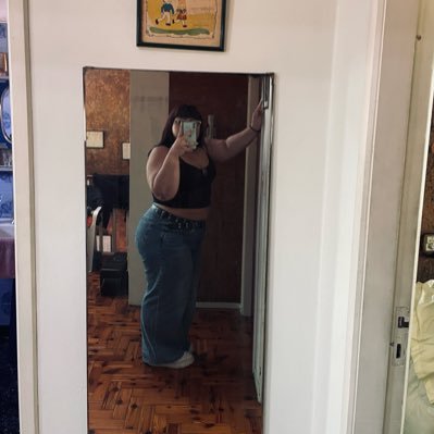 whoisnatyy_'s profile picture. una escorpiana enamorhada🧚🏻‍♀️