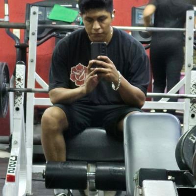 Victorarista4's profile picture. Consumidor de las primicias de Twitter